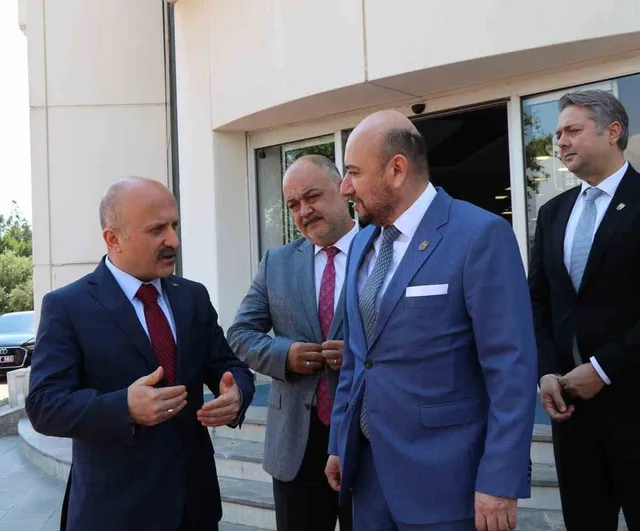 Vali Dr. Osman Varol AYTO’yu Ziyaret Etti: Kent Ekonomisi ve Yürütülen Projeler Görüşüldü