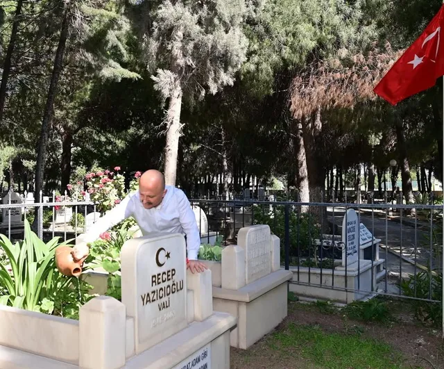 Vali Varol, 'süper vali' Recep Yazıcıoğlu'nu unutmadı
