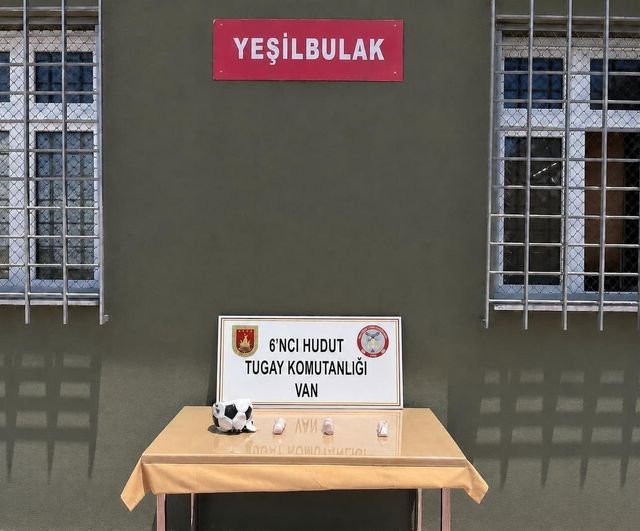 Van’da sınır hattında 44 kilo 635 gram uyuşturucu ele geçirildi