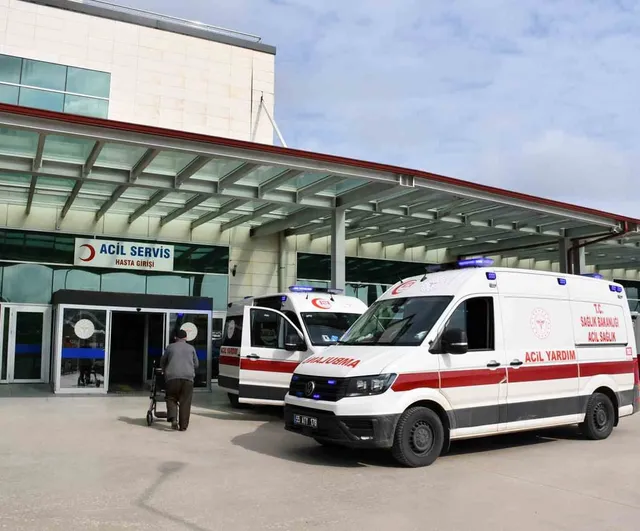 Vezirköprü'de motosiklet kazasında 17 yaşındaki lise öğrencisi yaşamını yitirdi