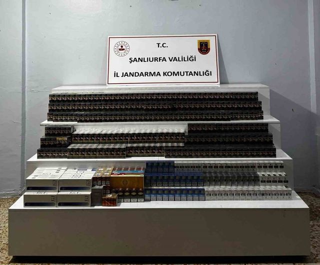 Viranşehir'de jandarma operasyonu: 4 bin 510 kaçak sigara ele geçirildi, 22 kişiye işlem
