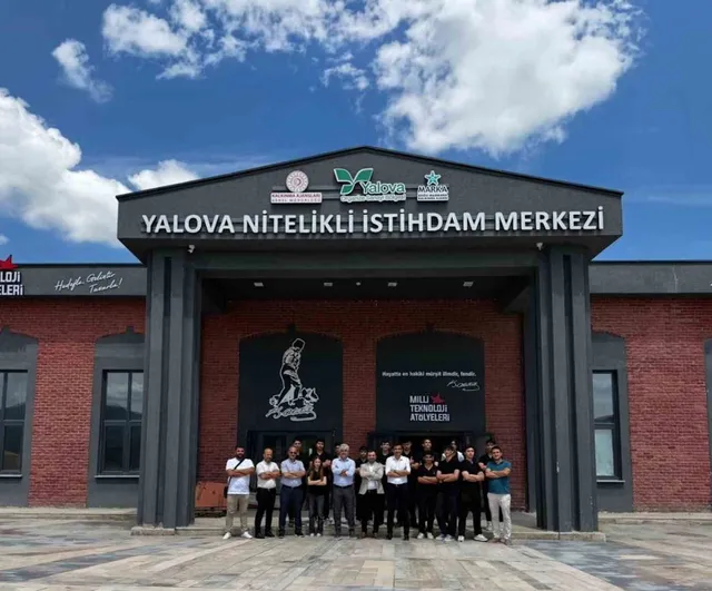 Yalova OSB’de eğitim yılının son '52 Hafta 52 Okul' ziyareti yapıldı