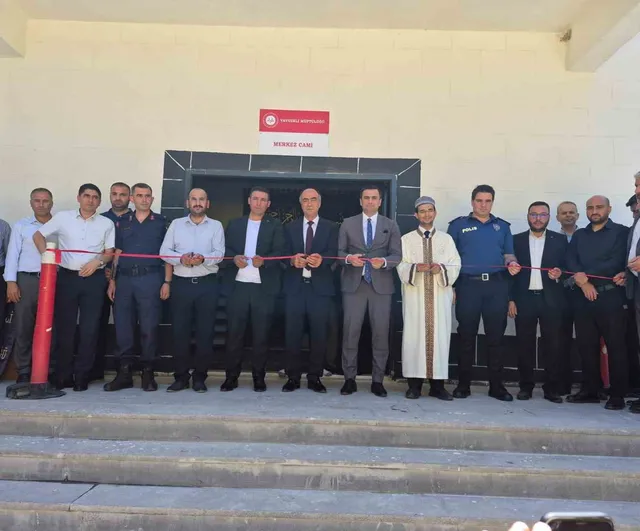 Yavuzeli Merkez Camii yeniden inşa edildi; ilk Cuma namazıyla ibadete açıldı