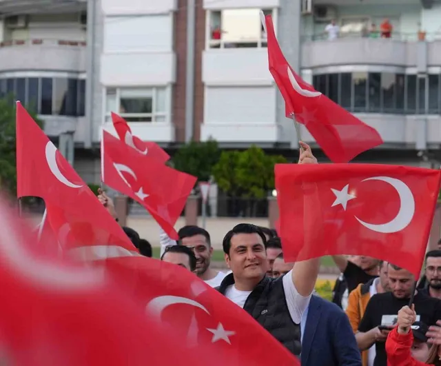 Yılmaz’dan Türkiye-Avustralya maçına davet