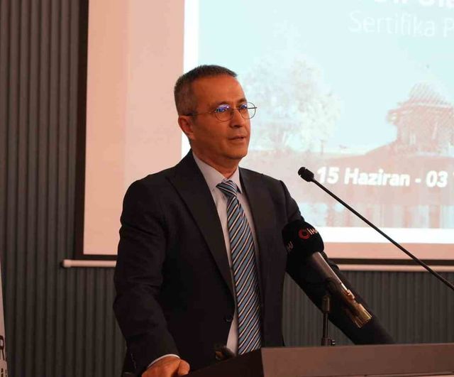 Yunus Emre Enstitüsü'nden Türkçenin yabancı dil olarak öğretimine yönelik sertifika programı