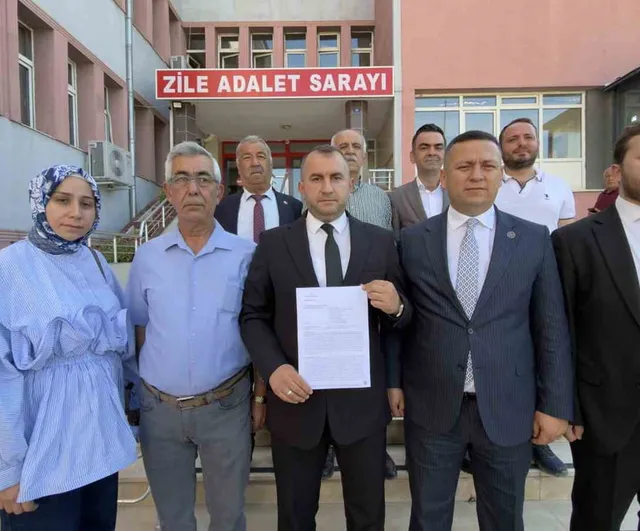 Zile'de başkan vekilliği ve encümen seçimlerine yürütmeyi durdurma kararı