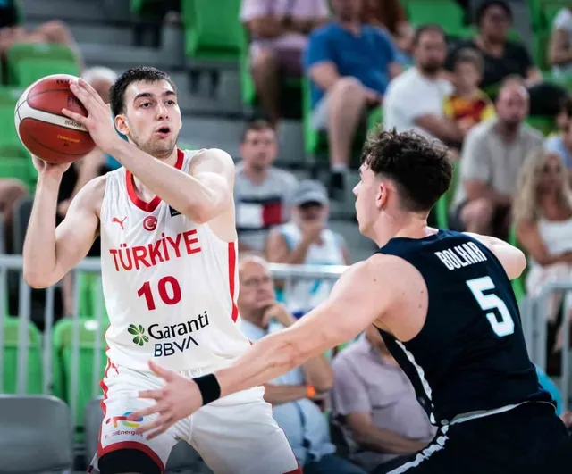 20 yaş altı erkek milli basketbol takımı çeyrek finalde Slovenya'ya mağlup oldu