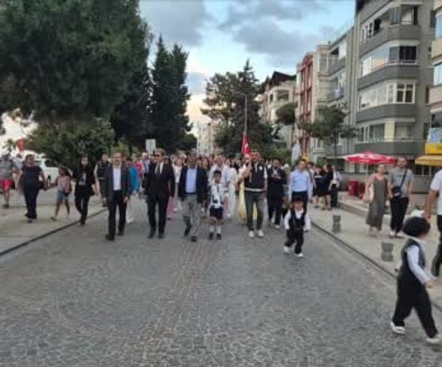 36. uluslararası Samsun halk oyunları festivali başladı