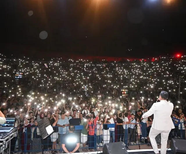 Afyonkarahisar'da vişne ve Eber sarısı festivali başladı