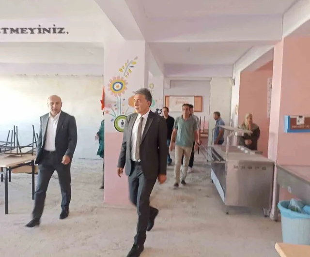 Ağrı'da okullar yeni döneme sahada hazırlanıyor