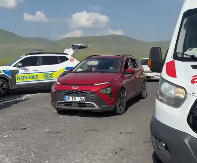 Ardahan'da trafik kazasında 7 kişi yaralandı