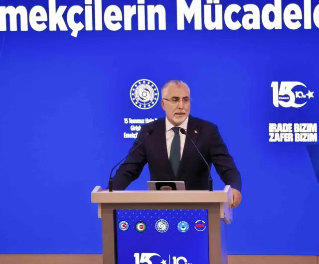 Bakan Işıkhan: 15 Temmuz gecesi sendikaların tavrı demokrasi tarihimiz için önem taşıyor