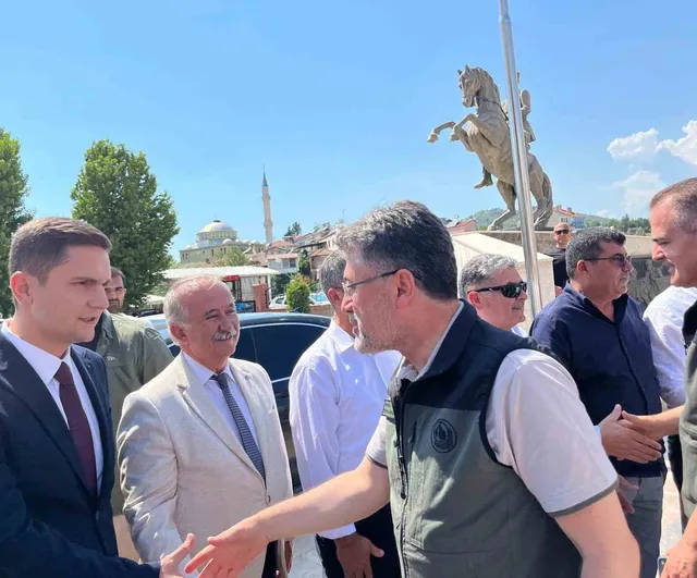 Bakan Yumaklı: bereketli toprakların potansiyelini daha da artıracağız