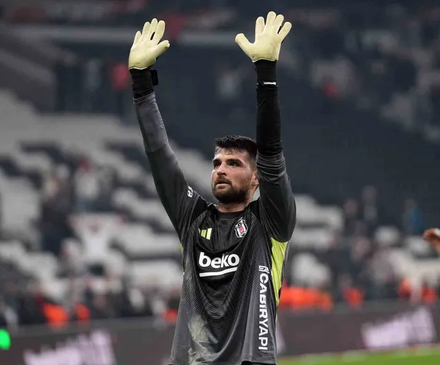 Beşiktaş’ta Ersin Destanoğlu ile yollar ayrıldı