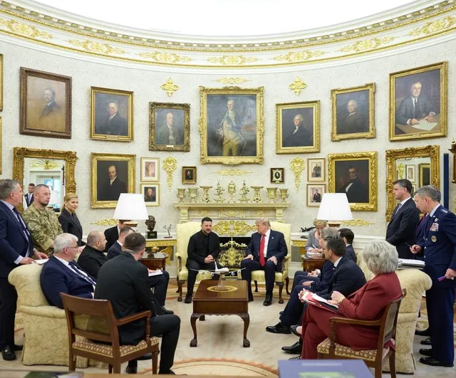 Beyaz Saray'da hassas görüşme: Trump ve Zelenskiy barış ve savunma gündemini ele aldı