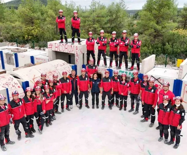 Bodrum Belediyesi afet işleri yangınlara etkin destek sağladı