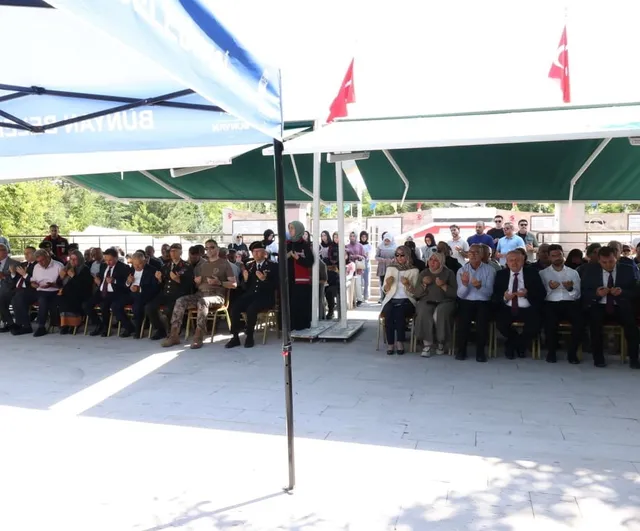 Bünyanlı 15 Temmuz şehidi Cennet Yiğit kabri başında anıldı