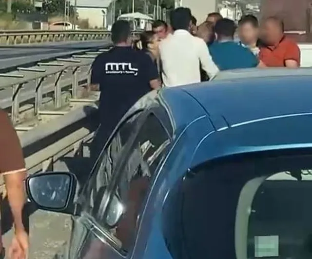 Büyükçekmece'de e-5'te yol tartışması kavgaya dönüştü