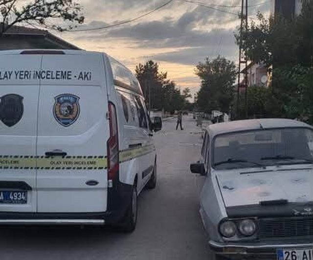 Çifteler'de park tartışması silahlı kavgaya dönüştü: 2 yaralı