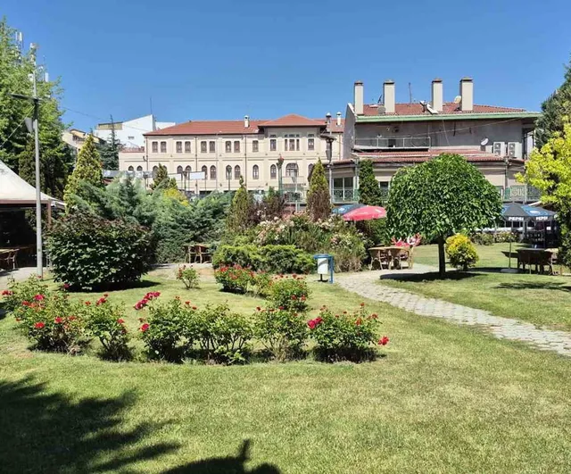 Çukur Çarşı Eskişehir’in en eski çarşısında 50 yıla tanıklık ediyor