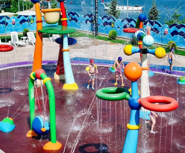 Değirmendere aquapark çocuklara güvenli, üç seanslı yaz eğlencesi sunuyor