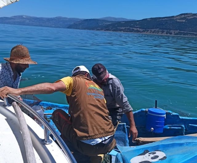 Eğirdir Gölü’nde su ürünleri denetimleri sürüyor