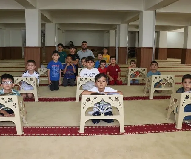 Erzincan’da yaz Kur’an kursları başladı, camiler çocuk sesleriyle şenlendi