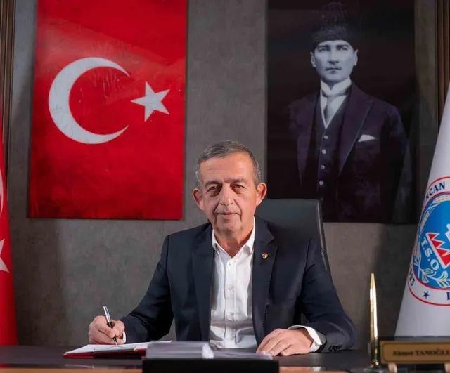 Erzincan ticaret ve sanayi odası başkanından 24 temmuz mesajı: gazeteciliğin teminatı doğru bilgi