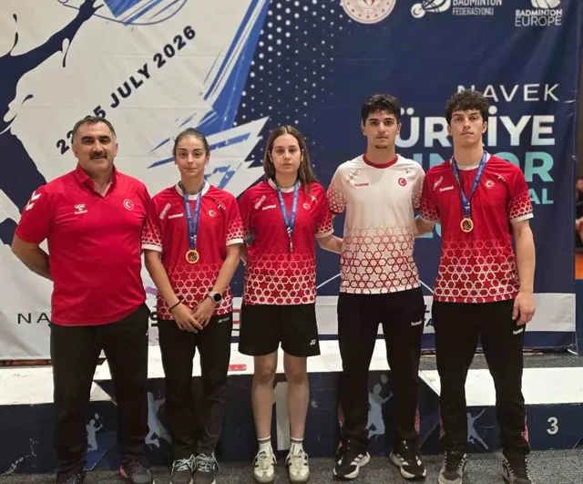 Erzincanlı raketler İstanbul’da dört madalyayla sahne aldı