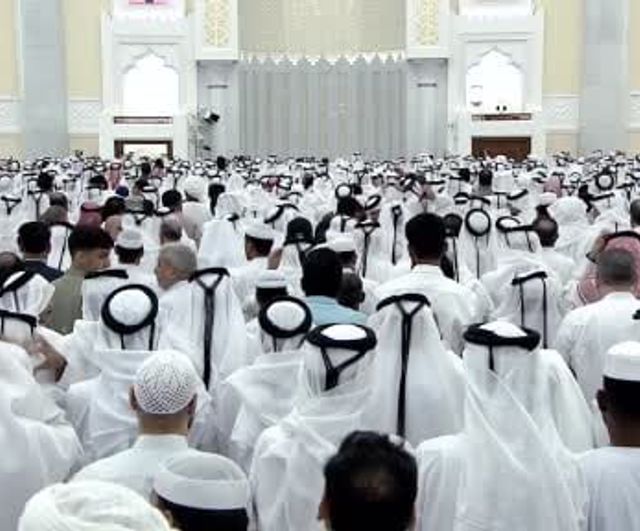 Eski Katar emiri için Doha'da cenaze namazı kılındı