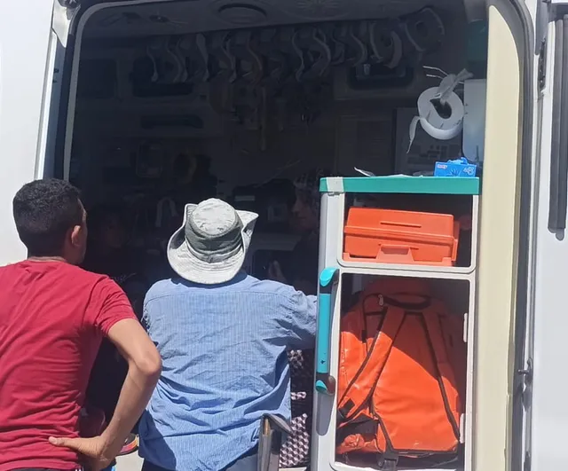 Evde yangın çıktı, kilitli kalan 5 çocuk kurtarıldı