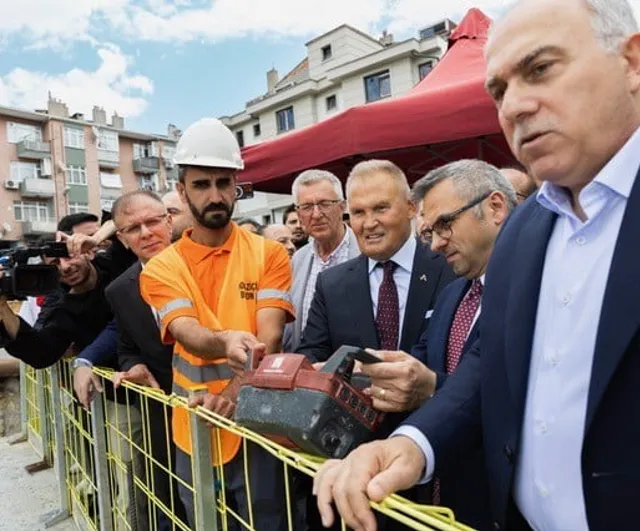 Fatih'te 900 öğrenci kapasiteli eğitim kampüsünün temeli atıldı