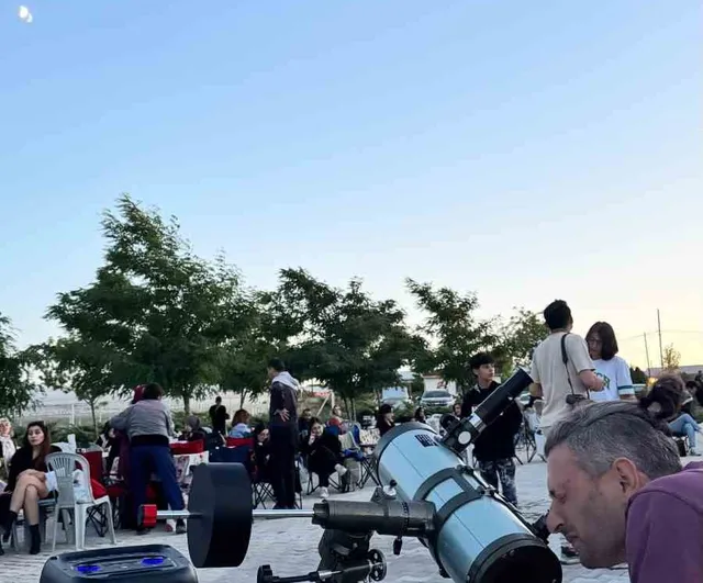Gökyüzü gecesi Taşlık Çiftlik'te komşuları bir araya getirdi