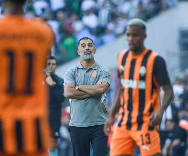 Hazırlık maçında Arda Turan'ın Shakhtar'ı Bursaspor'da gol bulamadı