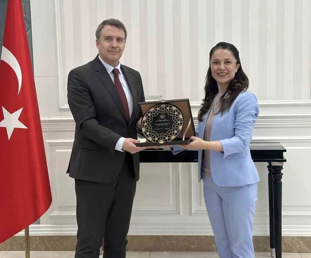 İGÜ’den Türkiye’nin Bağdat Büyükelçiliği’ne akademik iş birliği ziyareti