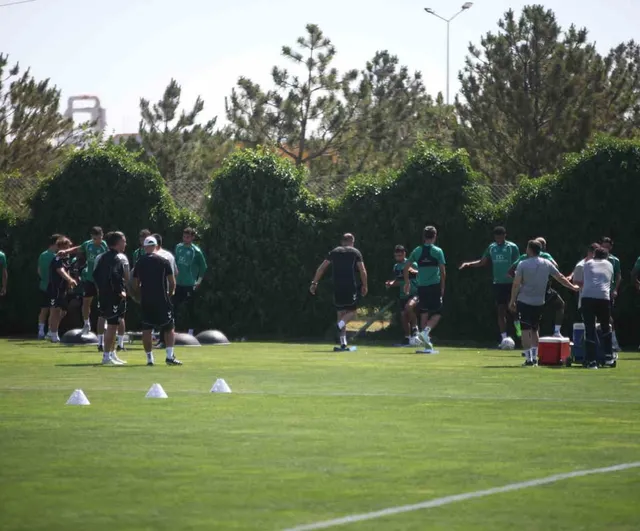 İlhan Palut: bugün itibarıyla 5 ana transfer yapmak istiyoruz