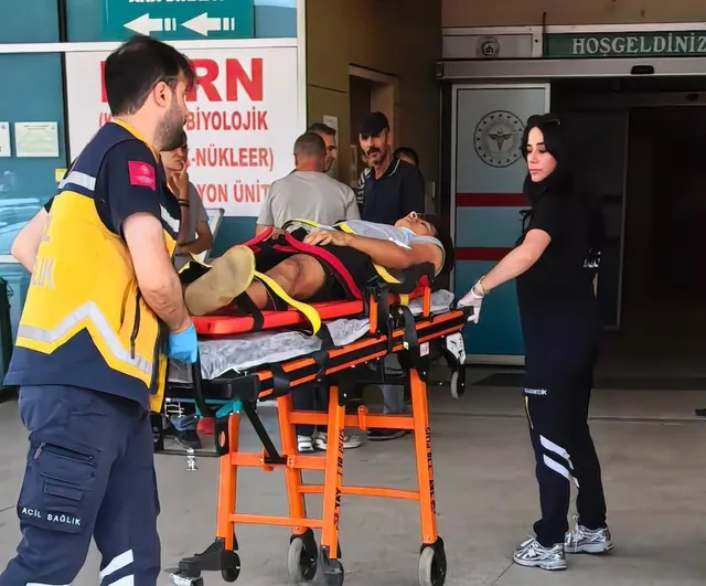 İnegöl'de otomobil ile çarpışan bisiklet sürücüsü yaralandı