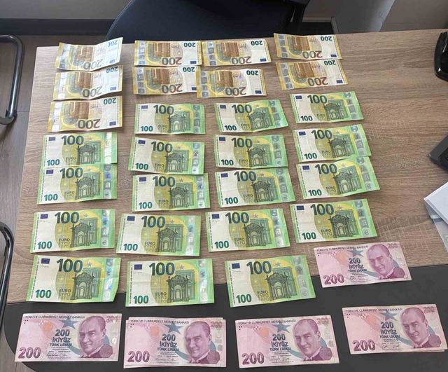 Kandıra'da kendisini polis olarak tanıtıp 600 bin TL değerindeki altınları alan şüpheli tutuklandı
