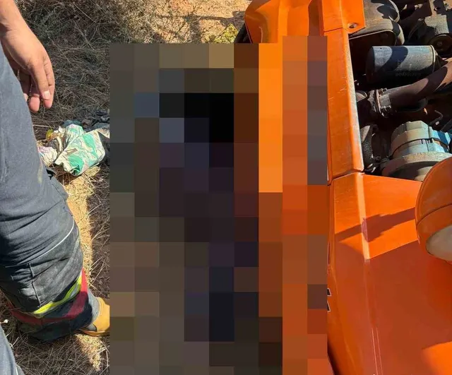 Karacasu'da traktör devrildi: 1 ölü