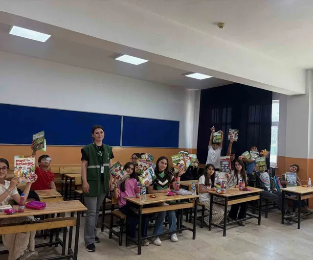 Kars’ta Yeşilay ve TÜGVA iş birliğinde yaz okulu devam ediyor
