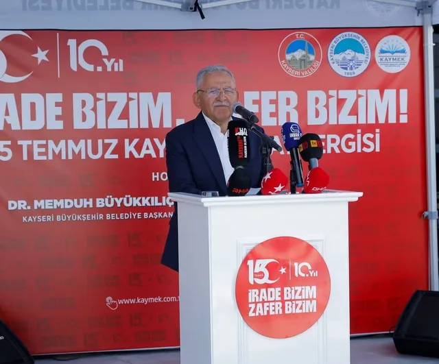 Kayseri'de 'İrade Bizim, Zafer Bizim' sergisi açıldı; Büyükkılıç: 'bu millet esareti kabul etmez'