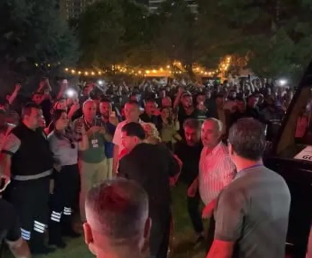 Kayseri'de nostalji rüzgarı Muazzez Ersoy hayran bıraktı