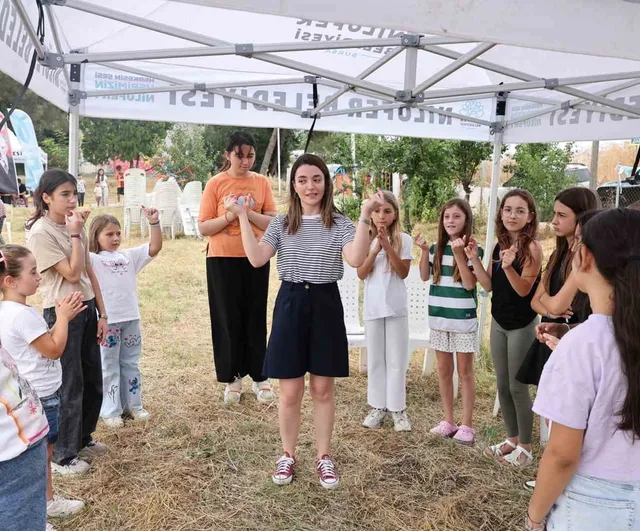 Kırsal mahallelerde sanatla büyüyen çocukların festivali sona erdi