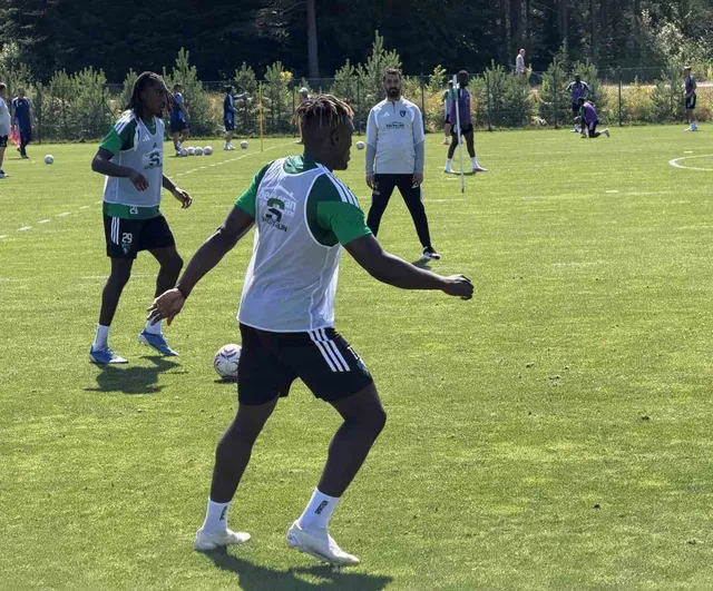 Kocaelispor Topuk Yaylası'nda form ve taktik üzerine yoğunlaşıyor