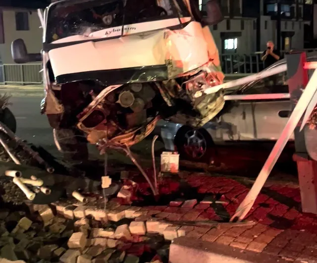 Köprüdeki zincirleme kazada iki kişi yaralandı