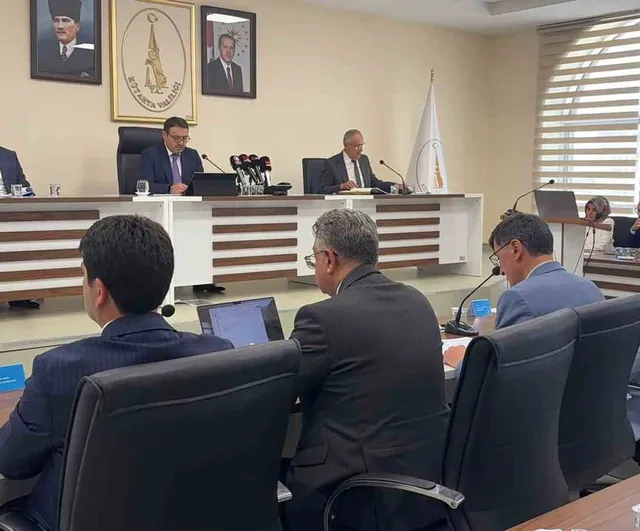 Kütahya'da 10,1 milyar liralık kamu yatırımı 2026'da sürüyor