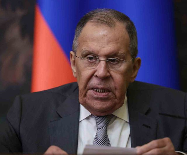 Lavrov: ABD’nin İran’a yönelik saldırıları kimseye fayda sağlamıyor