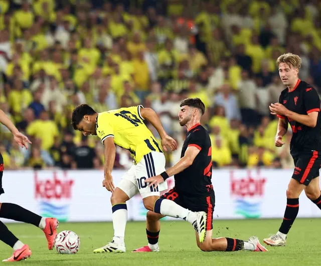 Marco Asensio, 10 numaralı formasıyla Kadıköy’de