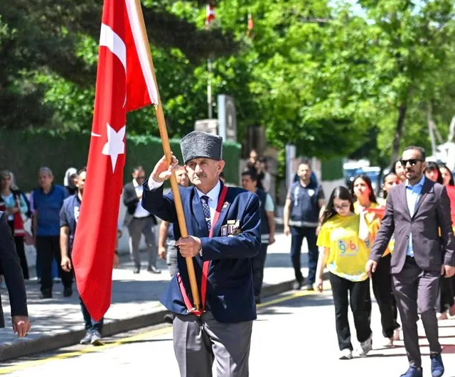 Mesci: Atatürk Erzurum'da Anadolu için umut meşalesi yaktı