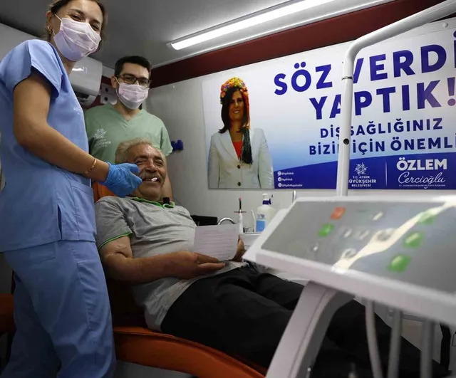 Mobil ağız ve diş sağlığı klinikleri üç ilçede hizmet verdi